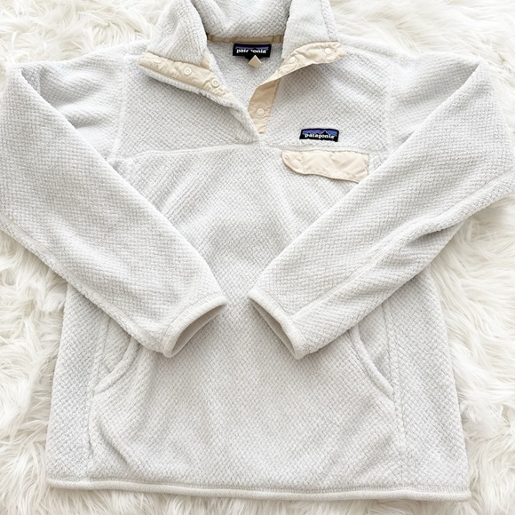 Patagonia Off-White Snap-T Fleece - Picture 1 of 4